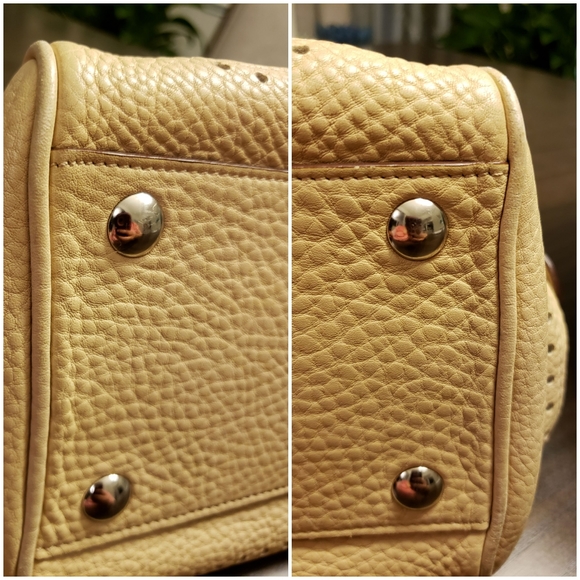 **SOLD** Tan/Beige Coach Pebble Leather Handbag - Picture 8 of 12